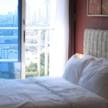 A2J Bgc Luxury 1Br Suite Near Burgos Circle & Mall