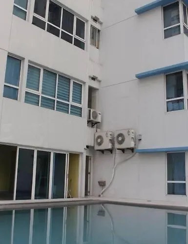 A2j Bgc Luxury 1br Near Burgos Circle & Mall