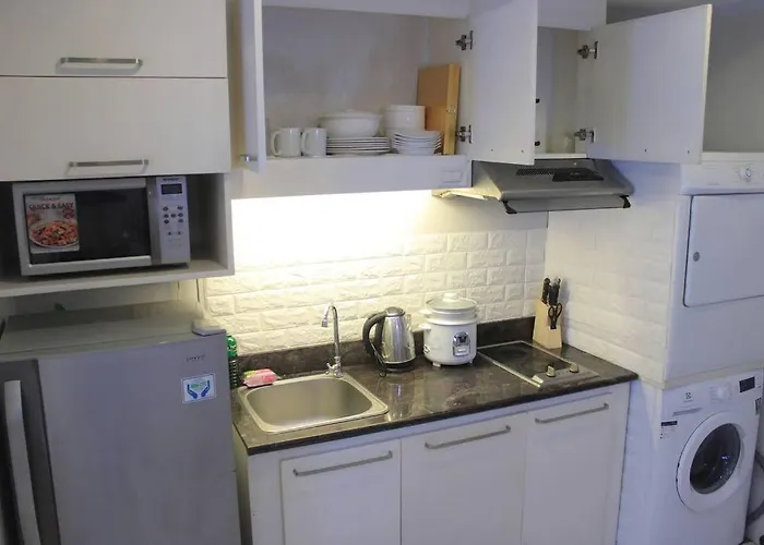 A2j Bgc Luxury 1br Near Burgos Circle & Mall *