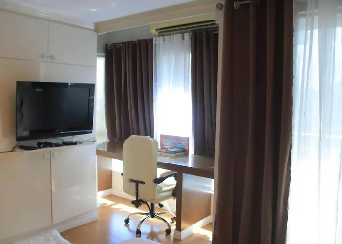 A2j Bgc Luxury 1br Near Burgos Circle & Mall * マニラ市