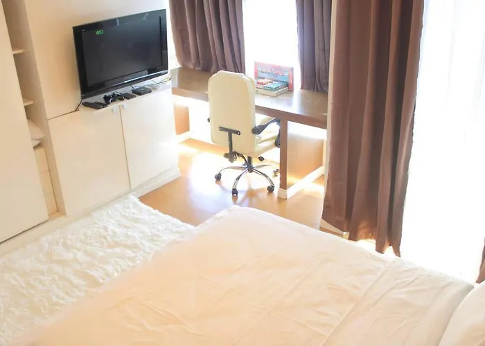 A2j Bgc Luxury 1br Near Burgos Circle & Mall アパート